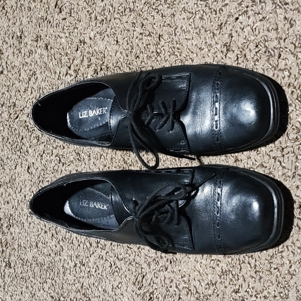 Liz Baker women's black genuine leather balance man made shoes size 9 m